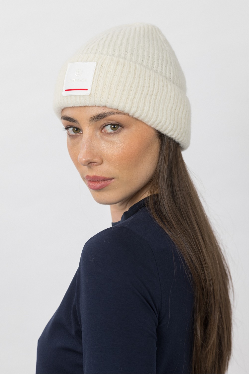 Шапка TUANA
